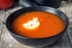 Pomidorówka w nowym wydaniu. 4 nietypowe dodatki do zupy pomidorowej
