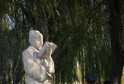 Instytut Konfucjusza rozdaje książki