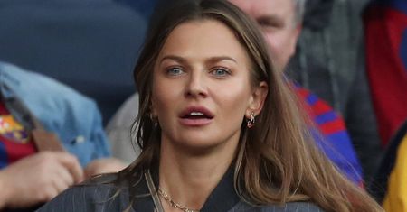 Pora rozstać się z ramoneską. Teraz furorę robi kurtka w stylu "Lewej"