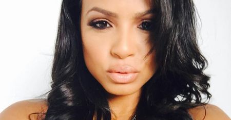 "Czarodziejki": Christina Milian uwielbia chwalić się swoim idealnym ciałem