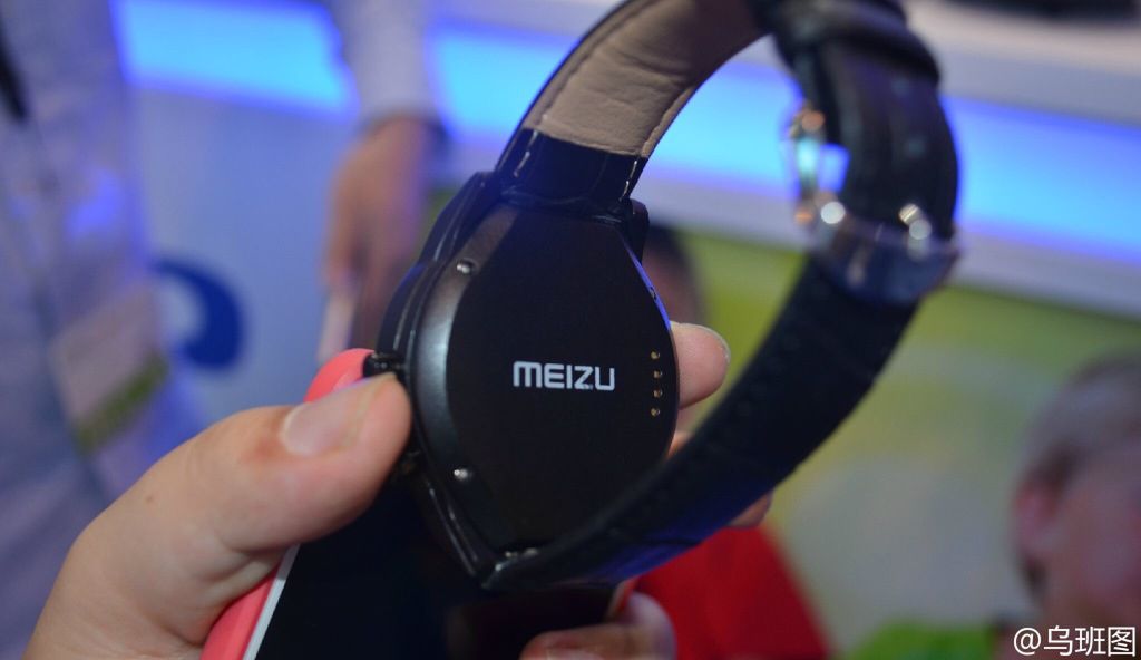 #wSkrócie: Nubia X8 i smartwatch Meizu na zdjęciach oraz Facebook ze wsparciem dla 3D Touch 3