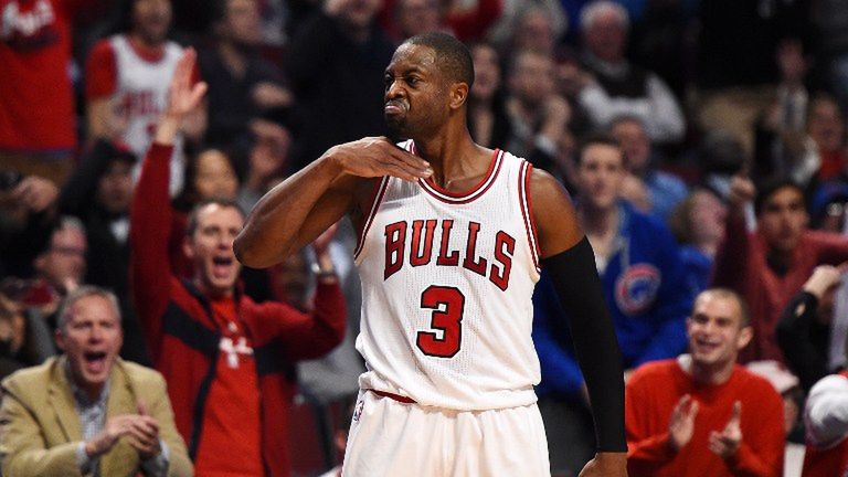 Zdjęcie okładkowe artykułu: AFP / Dwyane Wade w koszulce Chicago Bulls