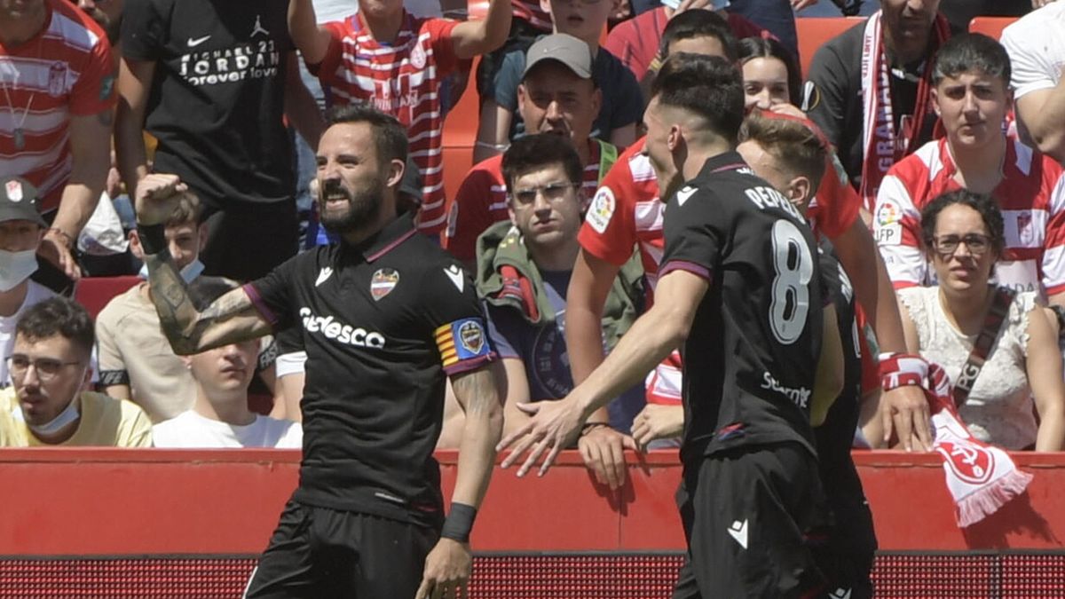 PAP/EPA / Miguel Angel Molina / Radość piłkarzy Levante UD