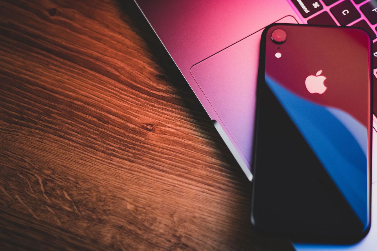 Apple przegrało sprawę o patent. Zapłaci rekordowe 5,7 mld