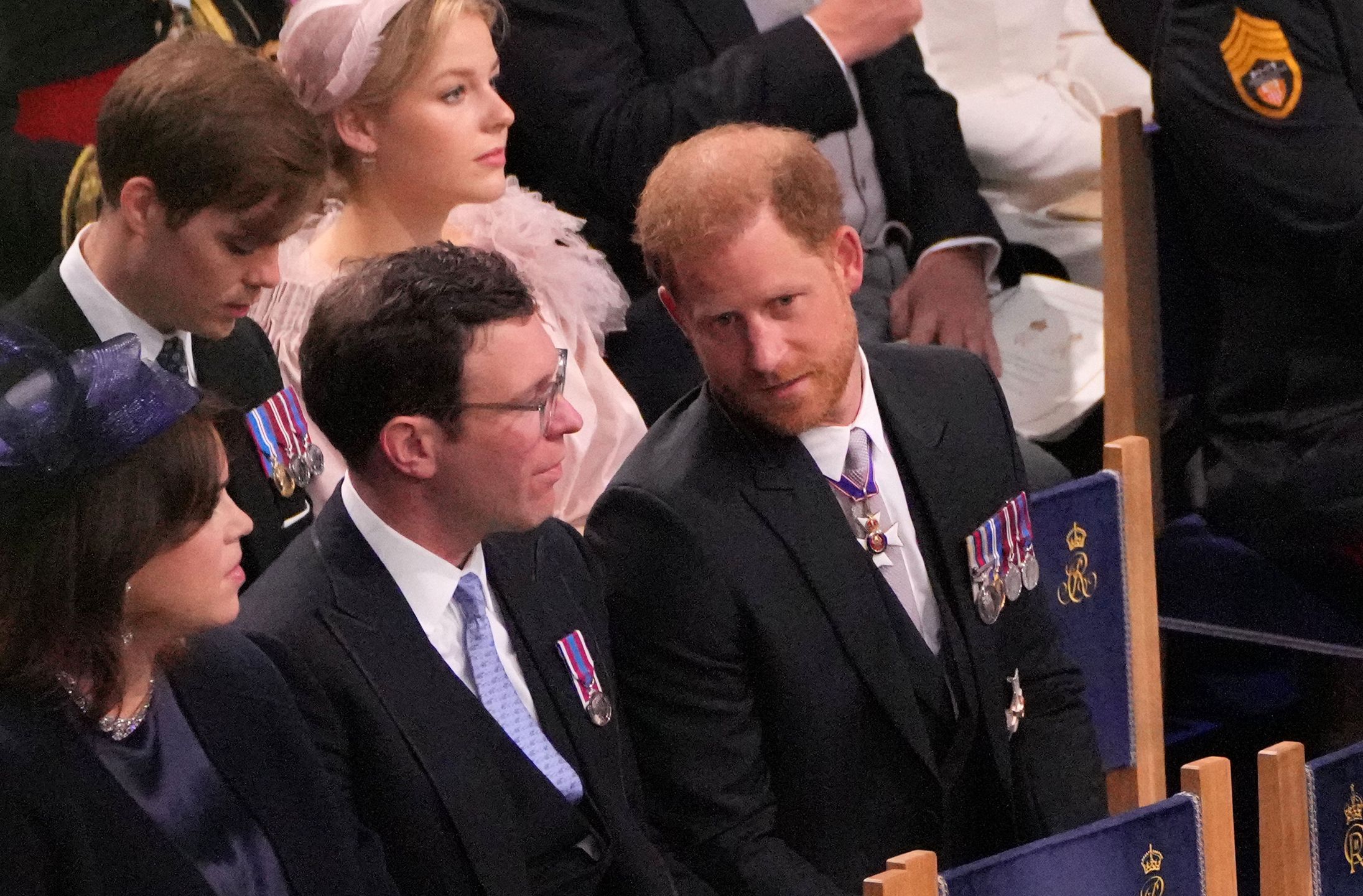 Książę Harry żalił się na rodzinę królewską podczas koronacji króla Karola III?