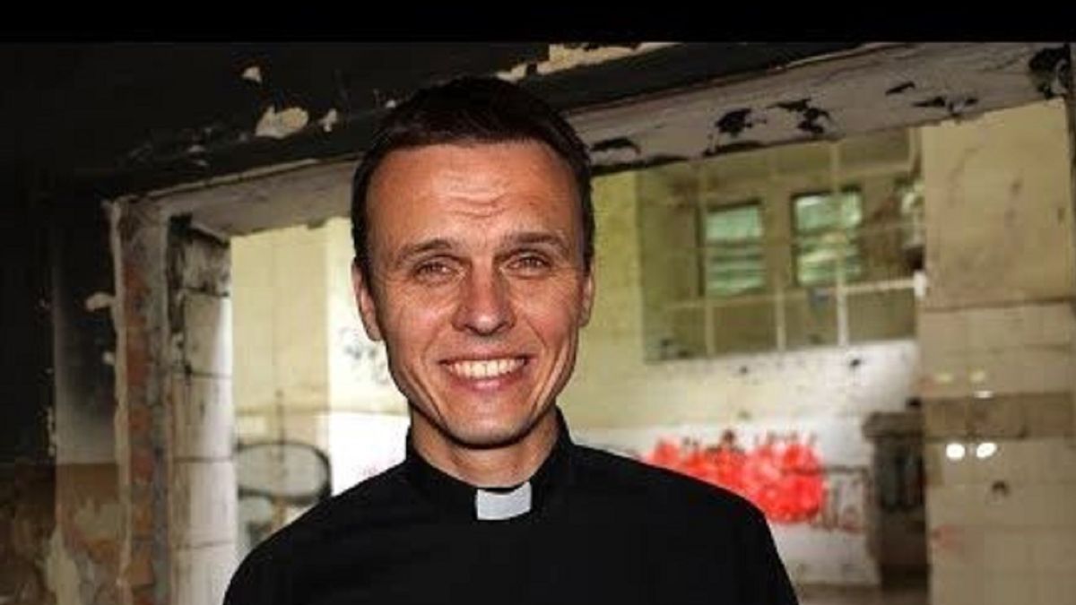 Ks. Rafał Główczyński ostrzega pary przed wspólnym mieszkaniem przed ślubem