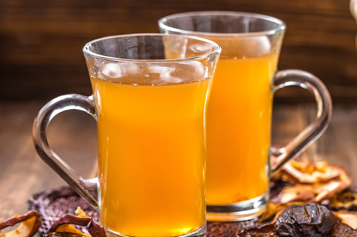 Prune drink: The secret weapon against morning constipation