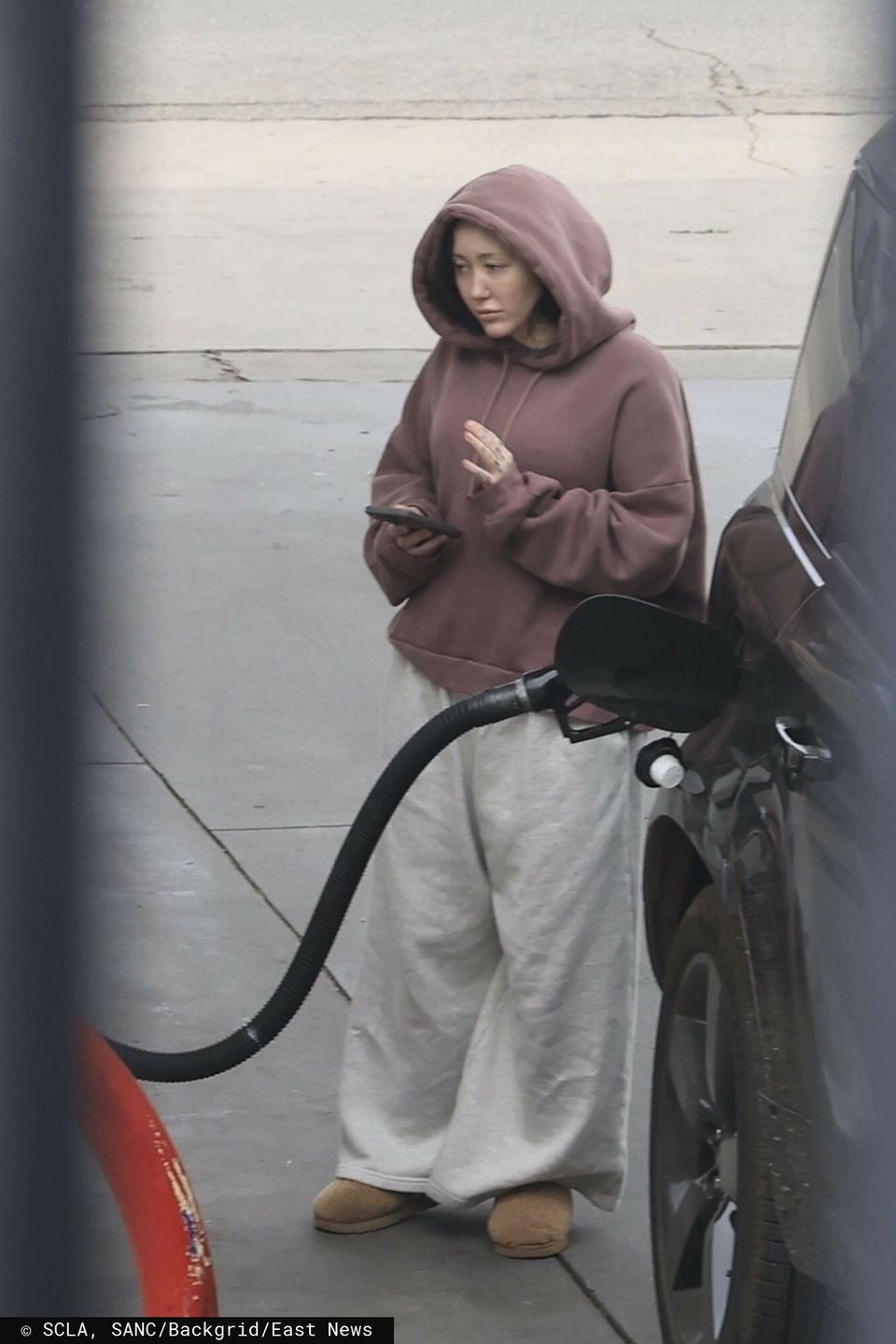 Noah Cyrus próbuje być incognito 