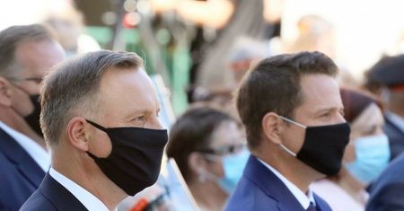 Sondaż. Duda przegrywa z Trzaskowskim już w pierwszej turze