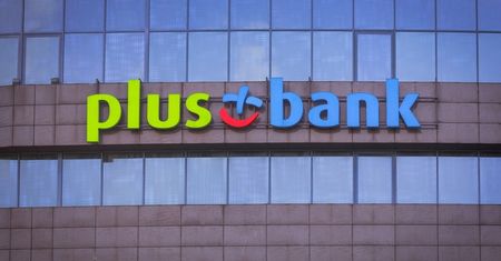 Plus Bank odpowiada "Newsweekowi": Nie było planu przejęcia banku Czarneckiego