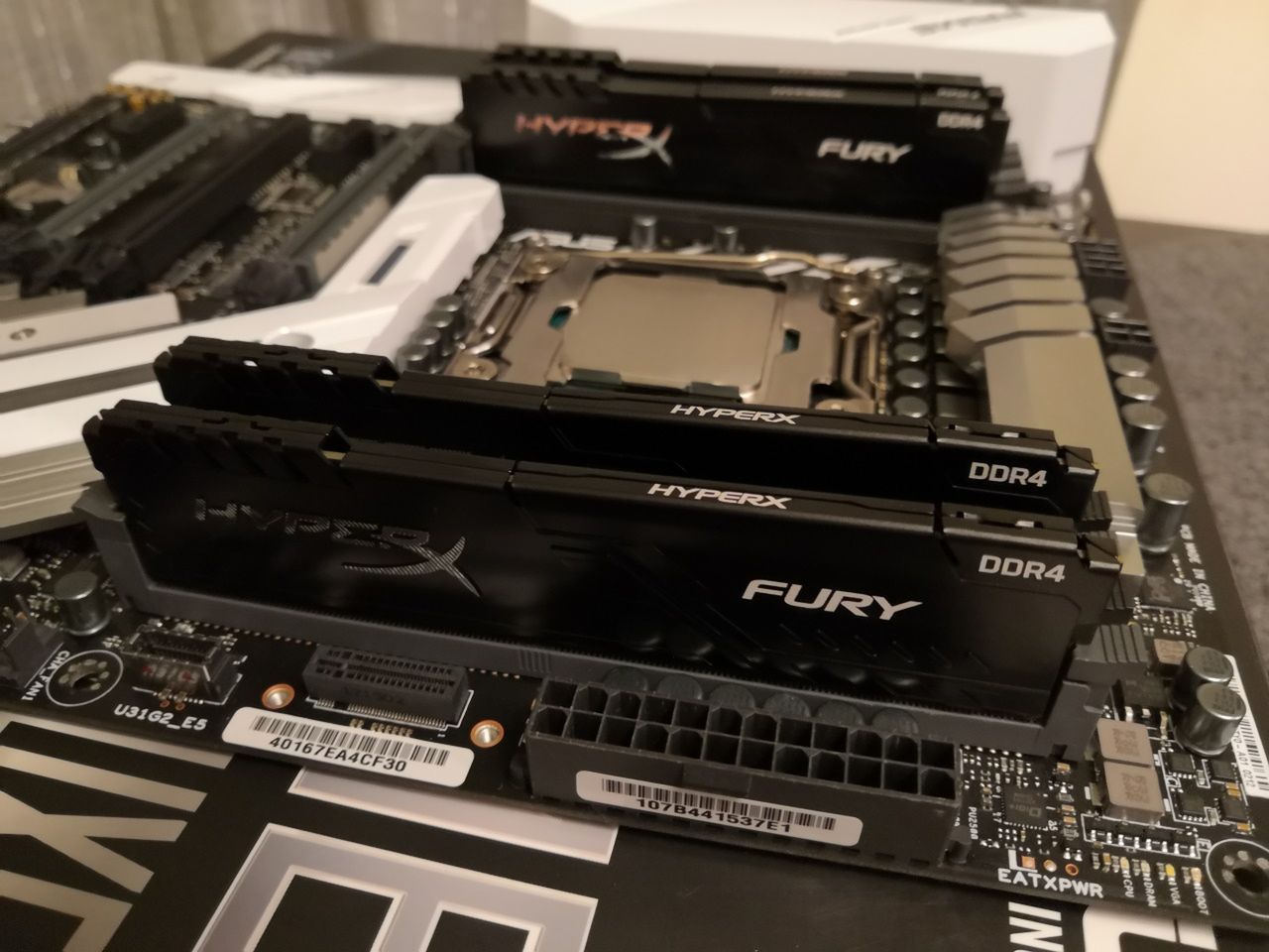DDR4 HyperX Fury – test. Czy szybkość pamięci ma wpływ na wydajność w grach i aplikacjach?