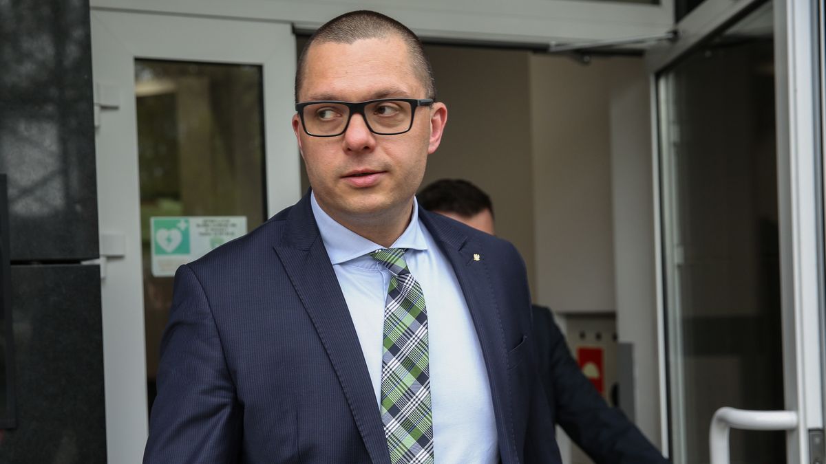 Piotr Krawczyk
Rafa� Guz
Instytut Pami�ci Narodowej, IPN, kolegium, materia�y, Piotr Krawczyk, polityk polityka, polityka, s�uzby specjalne, zbi�r zastrze�ony, zetka