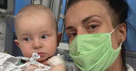 TYLKO NA PUDELKU: Magdalena Stępień i Oliwier spędzili Wielkanoc w szpitalu! "Przechodzą bardzo trudny czas. Są tam sami" (FOTO)