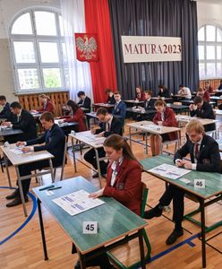 ChatGPT napisał maturę. Polonistka miażdży prace