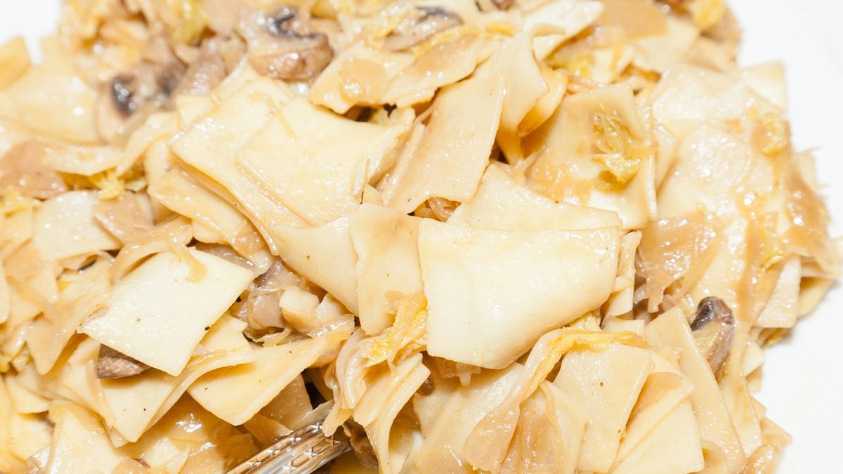 Jak zrobić klasyczne łazanki z kapustą