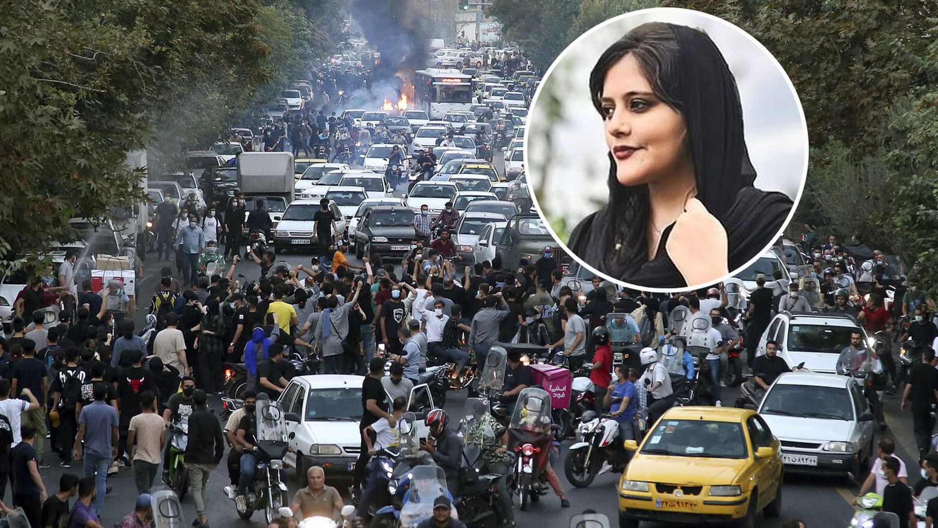 Po śmierci Mahsy Amini w kilkudziesięciu miastach Iranu rozpoczęły się rozruchy, które z różnym natężeniem trwają do dziś. Teheran, 21 września 2022 roku  