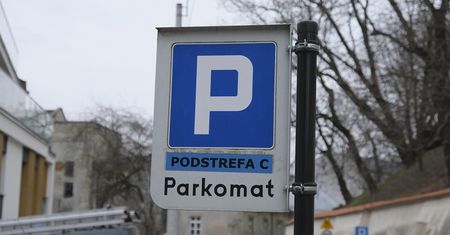 Kolejny miesiąc darmowego parkowania dla obywateli Ukrainy