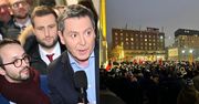 TVP donosi o TŁUMACH protestujących w obronie stacji. Internauci pokazują zdjęcia