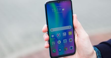 6 cech dobrego taniego smartfona 2019