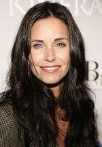 Courteney Cox zadowolona przy paparazzich