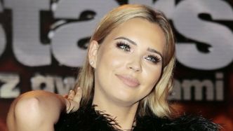 Sandra Kubicka tłumaczy się fanom z BLIZN NA STOPACH: "Dawali nam ZA MAŁE buty i kazali w takich iść lub pozować" (FOTO)