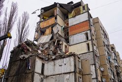 Dla osób o mocnych nerwach. Wycieczka po gruzach, lejach po bombie i pogorzeliskach