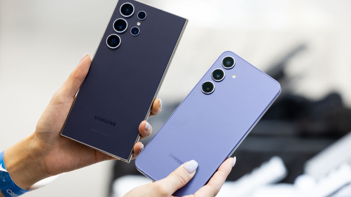 Samsung Electronics Co. Galaxy S24 smartphones during a media preview event in Seoul, South Korea, on Monday, Jan. 15, 2024. Samsung, the world's most prolific smartphone maker, is leaning into artificial intelligence as the key to unlocking greater sales this year. Photographer: SeongJoon Cho/Bloomberg via Getty Images