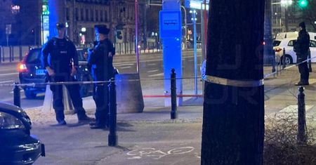 Brutalny atak nożownika w centrum Warszawy. Poszkodowany walczy o życie