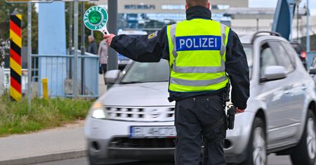 Granica z Niemcami stoi. "Bardzo duże korki"
