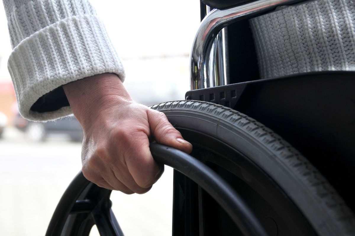 Brutalny atak w Ustroniu. Skatowali niepełnosprawnego na wózku inwalidzkim