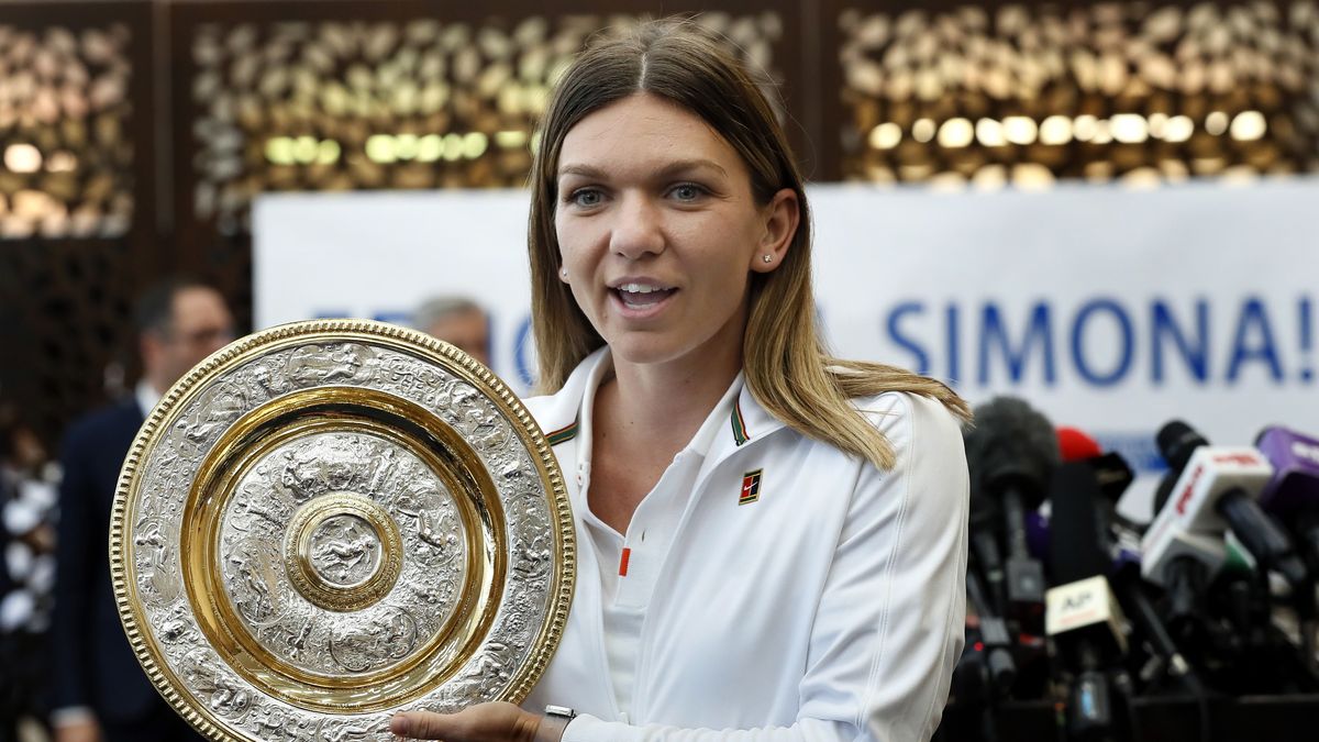 PAP/EPA / Robert Ghement / Na zdjęciu: Simona Halep, mistrzyni Wimbledonu 2019