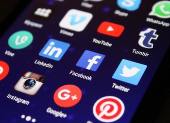 Meta idzie do sądu. W tle WhatsApp, Instagram i gigantyczne kary sięgające 10 proc. światowych przychodów