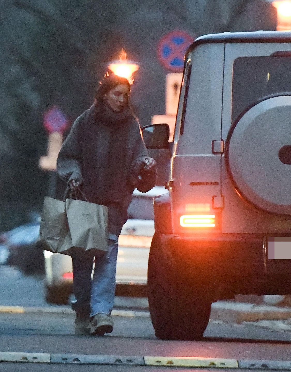 Sara Boruc znowu parkuje na zakazie