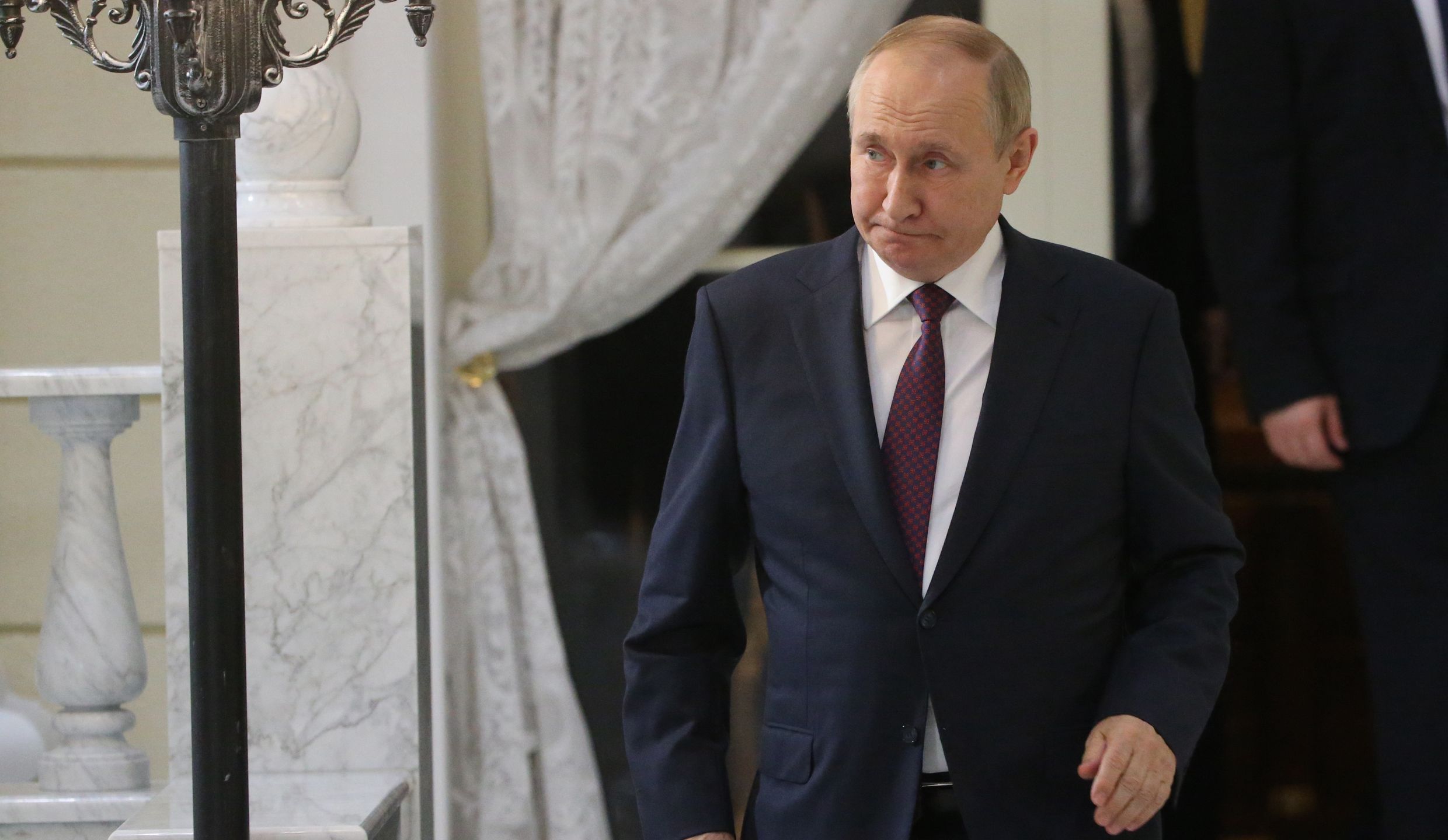 Russian President Putin Meets Armenian And Azerbaijani CounterpartsSOCHI, RUSSIA - OCTOBER 31 (RUSSIA OUT) Russian President Vladimir Putin enters the hall during his press conference at the Rus Sanatorium , October,31,2022, in Sochi, Russia. Leaders of Russia, Armenia and Azerbaijan gathered at Russia's Black Sea resort of Sochi for a tripartite meeting. (Photo by Contributor/Getty Images)Contributor