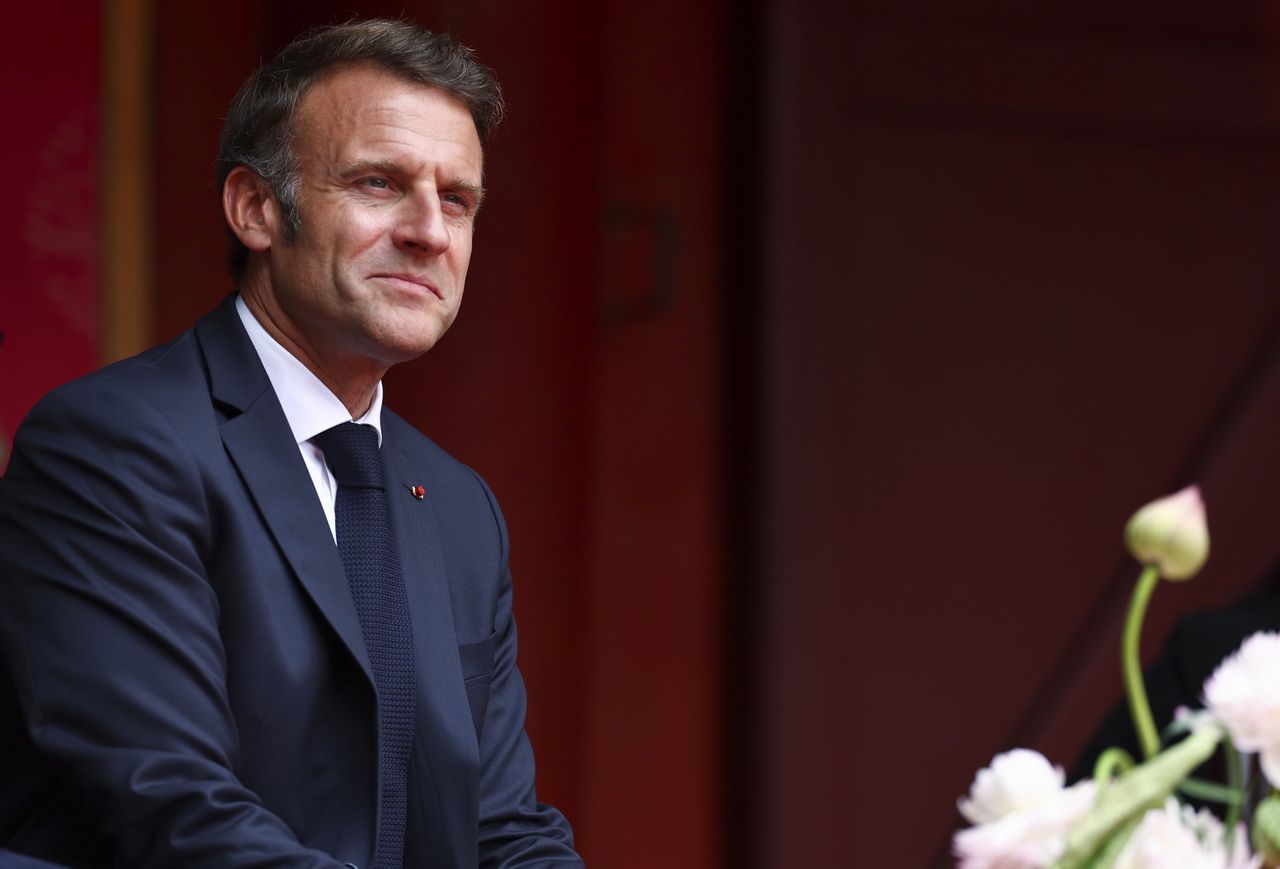 Macron calls for ceasefire deadline as tensions escalate