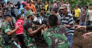 Osunięcie ziemi na Jawie. Sześć osób nie żyje