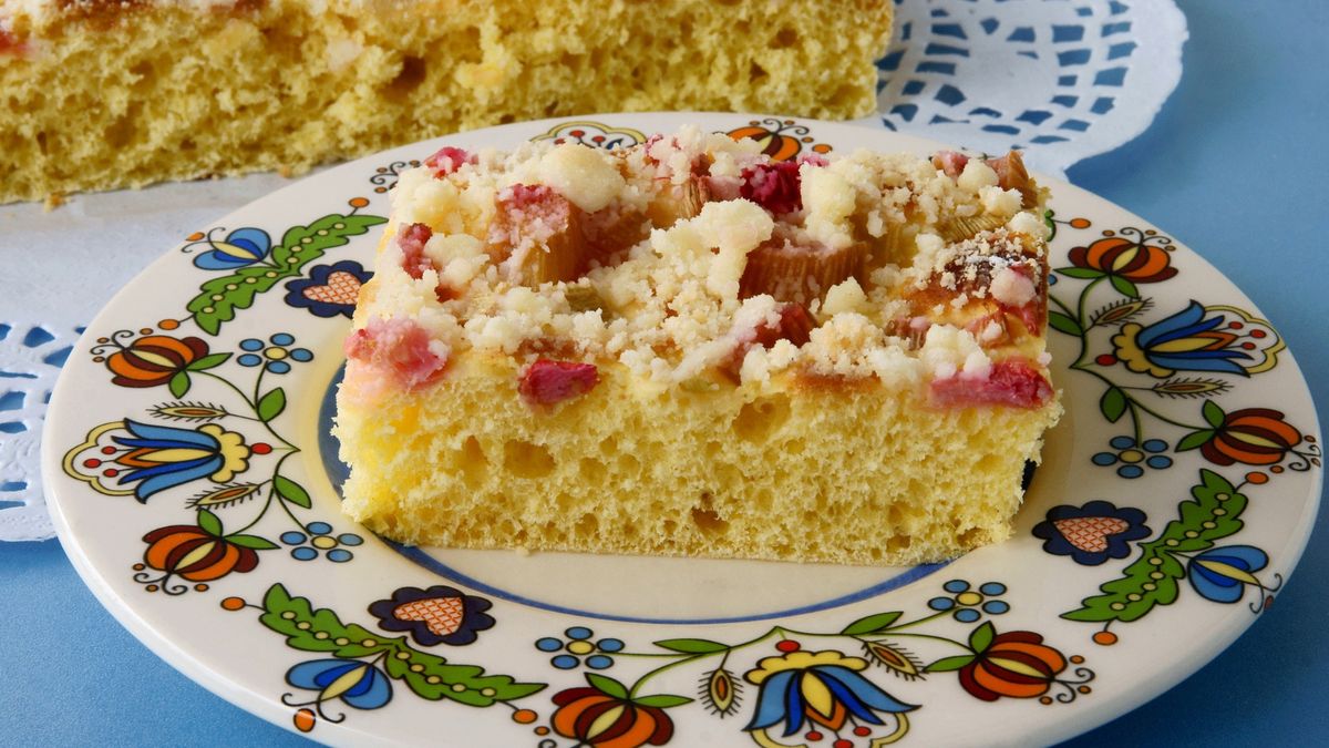 Przepis na ciasto z rabarbarem