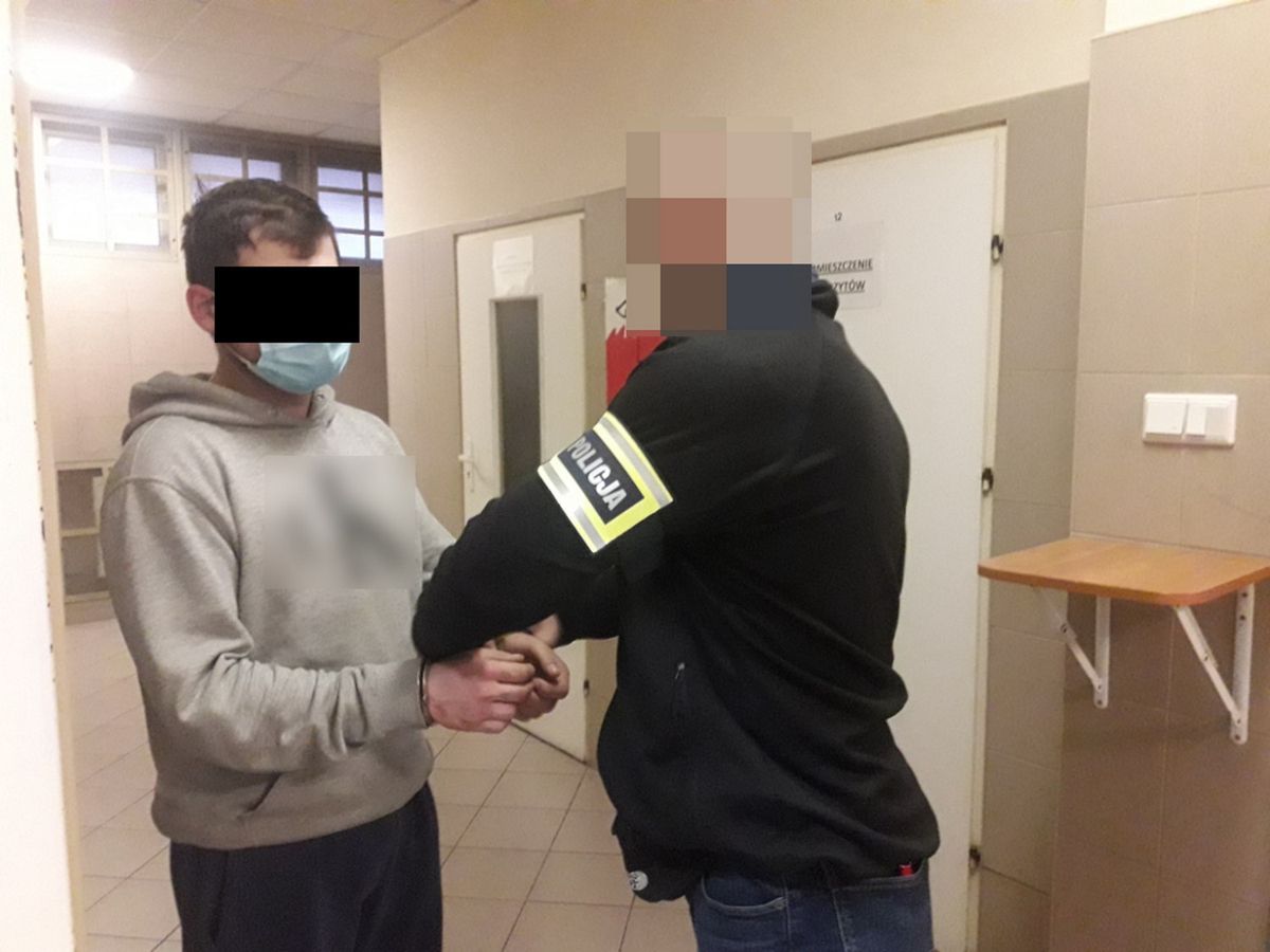 Warszawa. W sprawie napadu na sklep zatrzymano dwóch mężczyzn