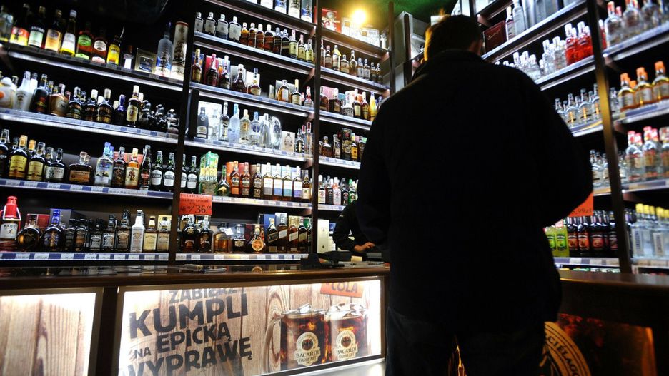 Na Jeżycach będzie obowiązywał zakaz sprzedaży alkoholu nocą