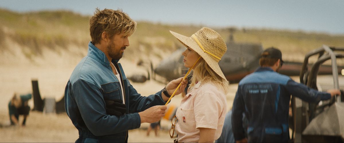 Emily Blunt jako Judy Moreno i Ryan Gosling jako Colt Seavers "Kaskaderze" reżyserii Davida Leitcha; 
Universal Pictures