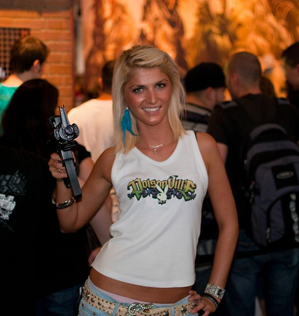 Targowy raj - hostessy z Gamescom 2010! 3