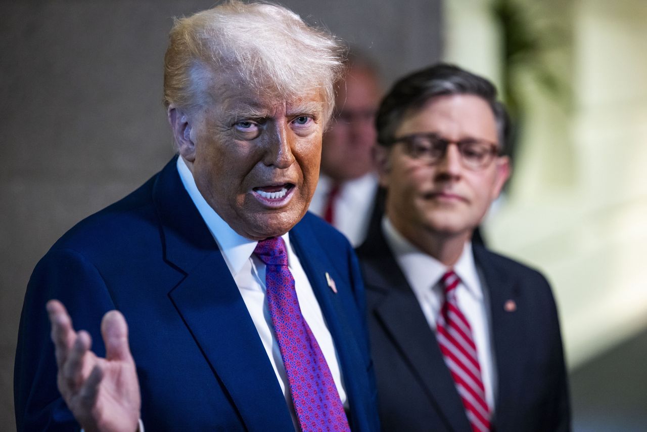 Trump's surprise refusal on Russian sanctions alarms Europe