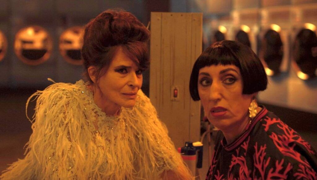 Fanny Ardant (Prozerpina) i Rossy de Palma (Atropos) © materiały prasowe