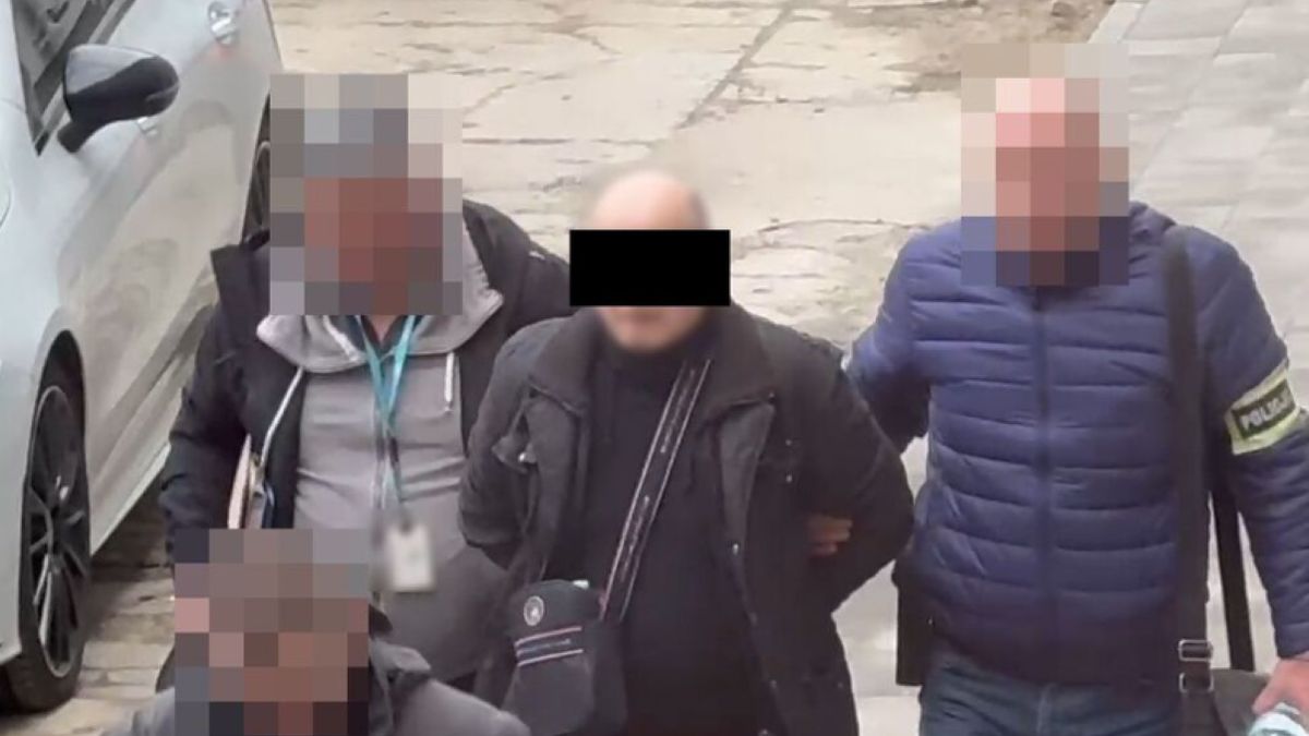 67-latek poświadczał nieprawdę w dowodach rejestracyjnych