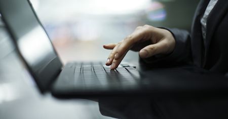 Wyciekły dane o lekach i receptach. Rząd zapowiada "Cyber Piątkę"