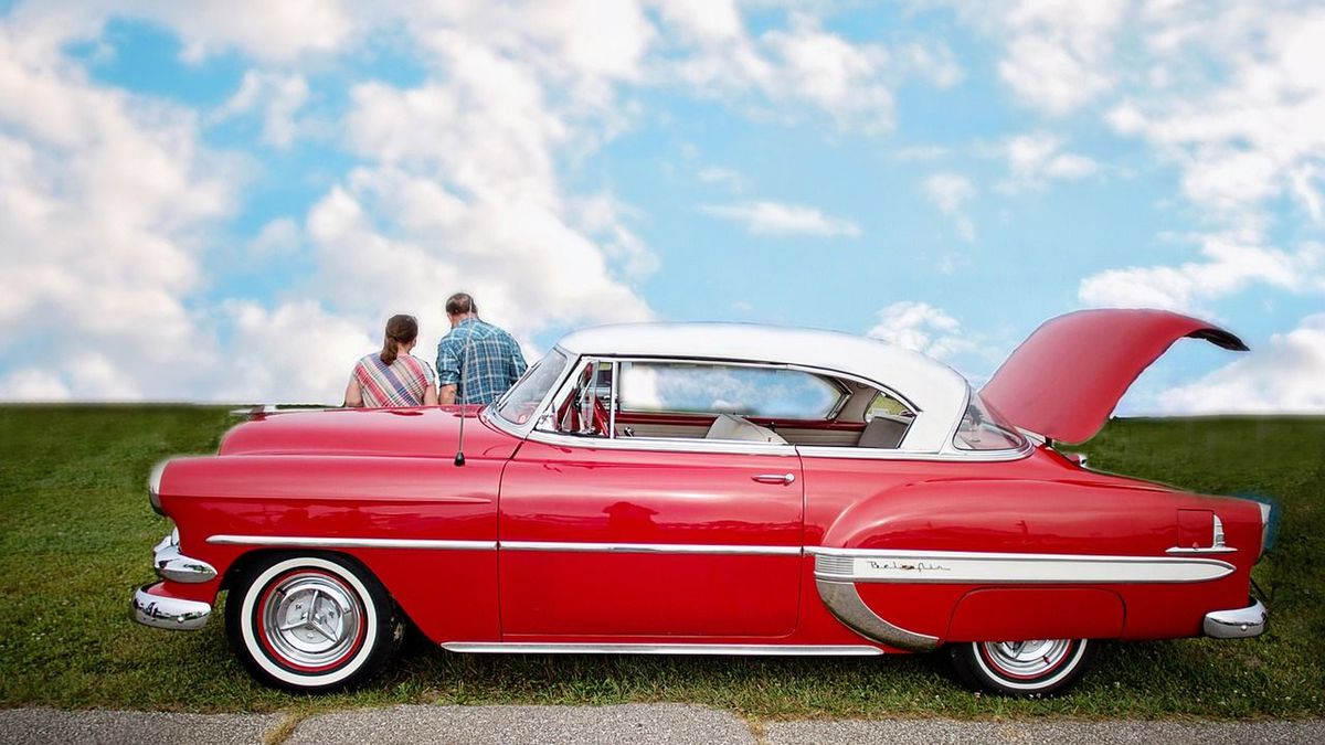 Rzeczoznawca samochodowy to doświadczony ekspert w zakresie motoryzacji, którego zadaniem jest wydawanie opinii oraz przygotowywanie ekspertyz. 