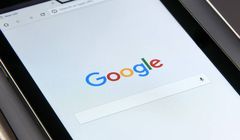 Awaria na smartfonach, użytkownicy widzą napis „Google wciąż przestaje działać”