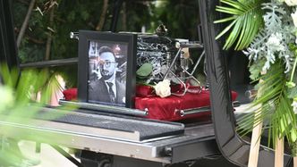 Na pogrzebie syna Sylwii Peretti wygłoszono mowę pożegnalną: "Jesteśmy tylko ludźmi i popełniamy błędy..."