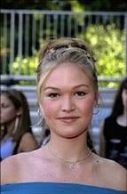 Julia Stiles zakochana w prześladowcy