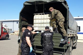 Alkohol z przemytu trafi do szpitali. Zrobią z niego płyn do dezynfekcji